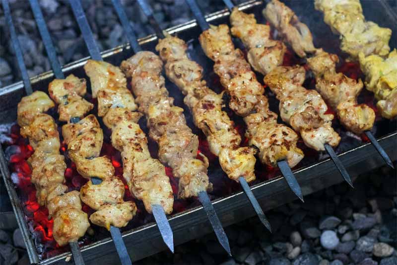 A Culinary Journey Awaits: Savor Authentic Pakistan’s Flavors at Bolingbrook’s Pakistan’s Day Event!