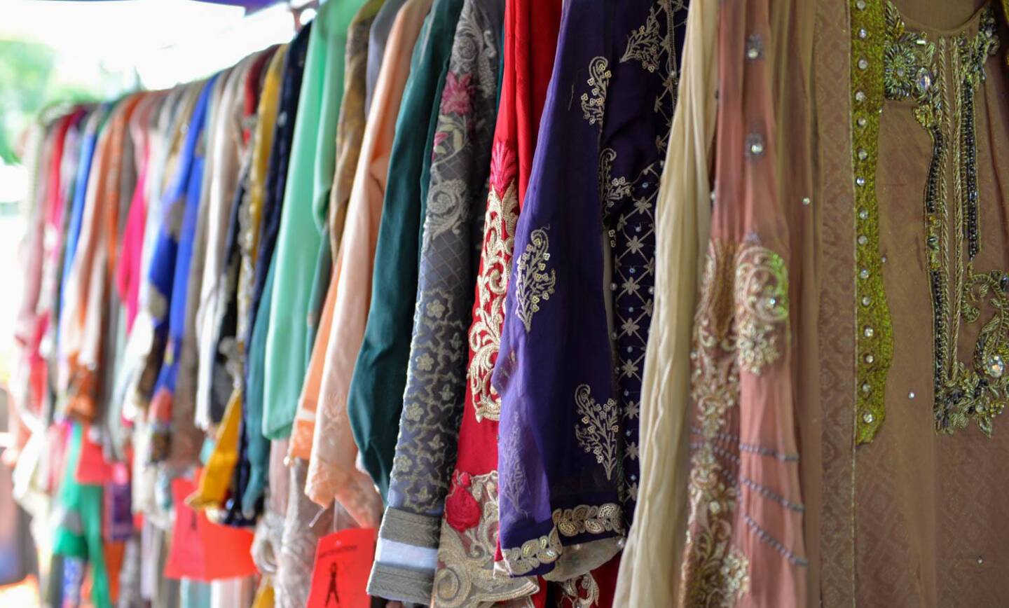 Embrace the Elegance of Pakistani Fashion!